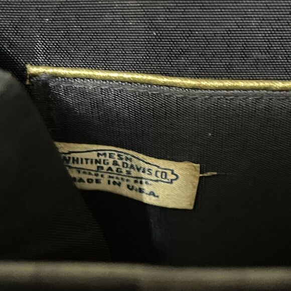 Vintage Whiting And Davis Off White Metal Mesh Zip Around Clutch Purse USA 8”x5” - Picture 6 of 6